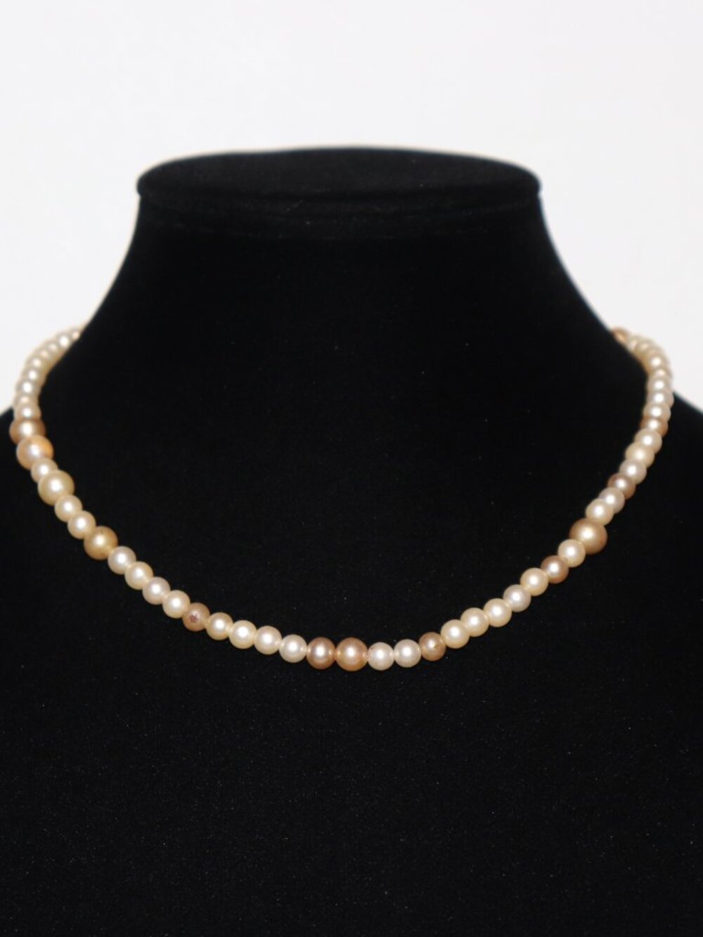 🤍✨ NWOT Upcycled Vintage Pearl Beaded Necklace · 17"